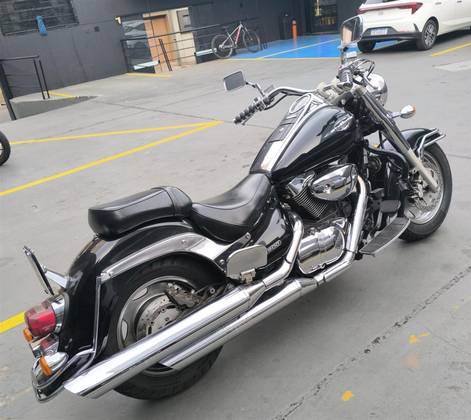 SUZUKI BOULEVARD C1500 